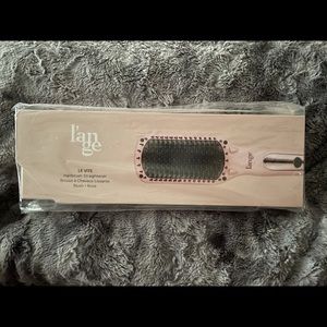 L’Ange Levite Hair Brush Straightner